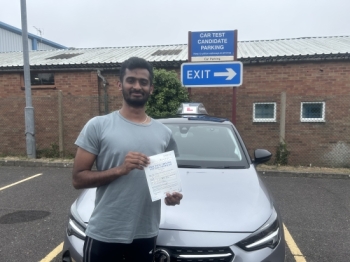 Passed 1st Attempt with ZERO Driving Faukts I just want to say a huge thank you to Shaun from Street Drive. I passed my test on the first try with zero faults, and honestly, I couldn’t have done it without him.Shaun is super patient, calm, and really knows how to explain things in a way that makes sense. He made every lesson feel relaxed but focused, and he always knew exactly what I nee