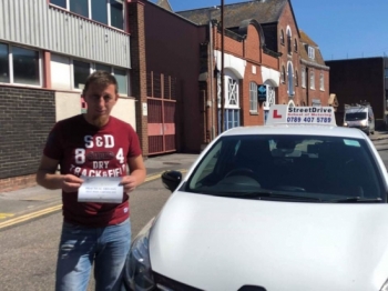 Excelent driving school, I had passed 'first time' after having 30 lessons with my instructor Louise, would recommend to everyone. <br />
<br />
She has the patience that every new driver needs. Thank you Louise - Passed Tuesday 21st May 2019.